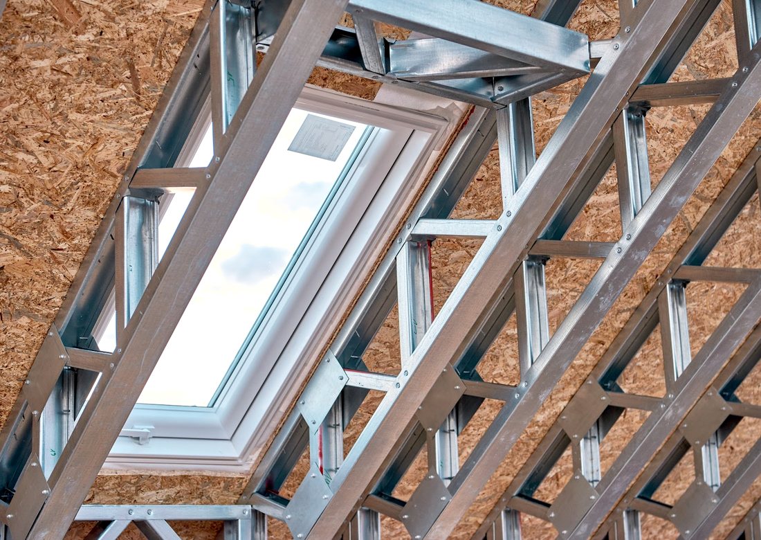 Fensteranschluss in einer Stahlprofil Konstruktion
